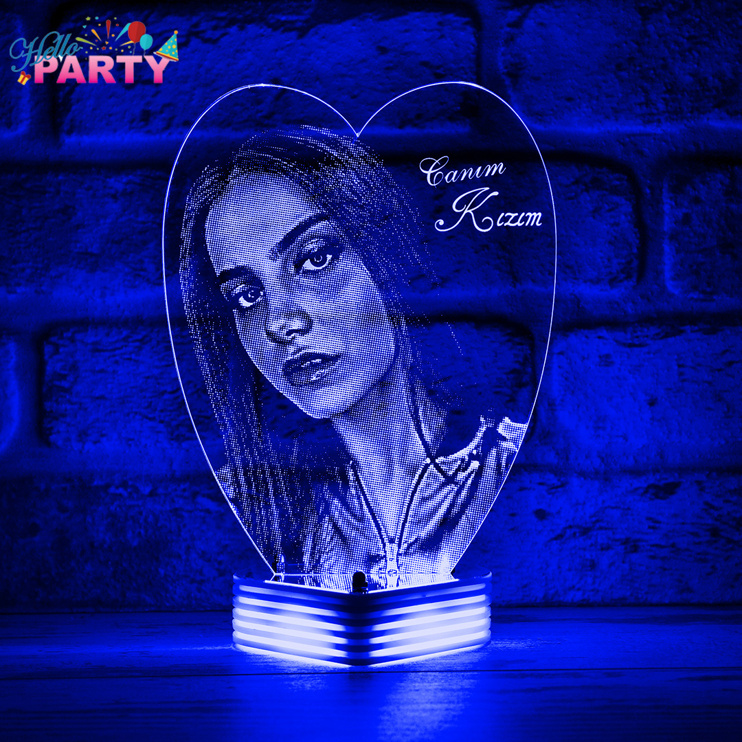 لوحة مضيئة بتصميم خاص