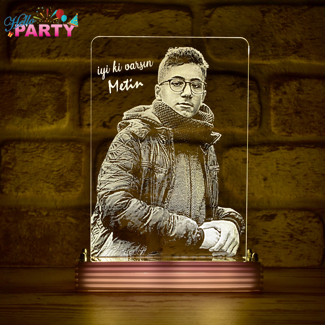 لوحة مضيئة بتصميم خاص
